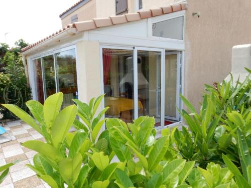 Holiday Home Maison Bleu by Interhome