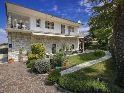 Apartment Apartment Nika1 Umag mit Pool und Whirlpool 400 by Interhome