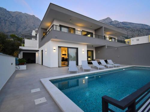Holiday Home Villa Zoran by Interhome