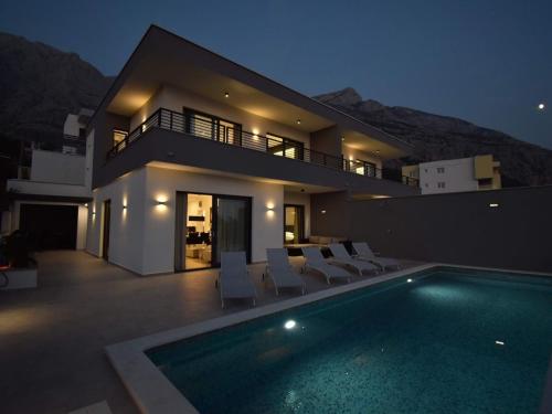 Holiday Home Villa Zoran by Interhome