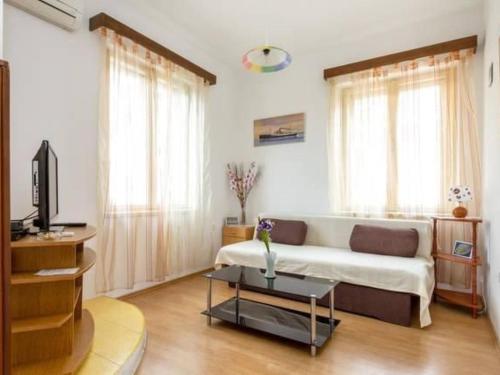 Apartment Große Wohnung in Split- Diokletianpalast-Nähe by Interhome