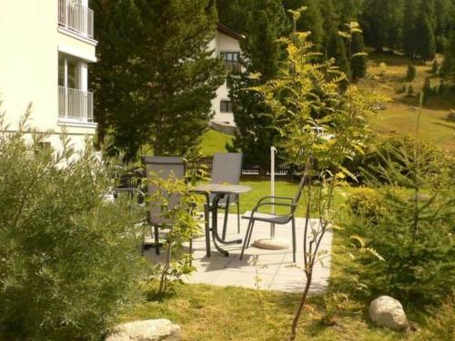 Apartment Chesa Melchior by Interhome