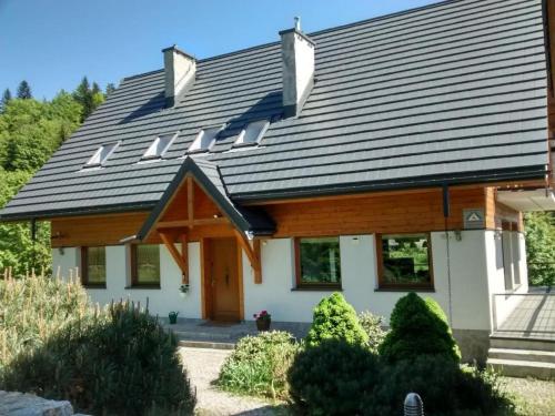 Holiday Home in den Bergen- Villa mit Panoramaterrasse by Interhome