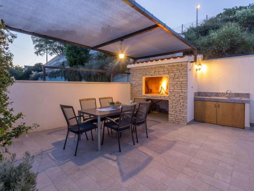 Holiday Home Villa Meerjungfrau by Interhome