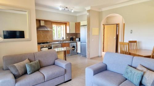 Quinta da Atalaia - Seaview Townhouse with pool