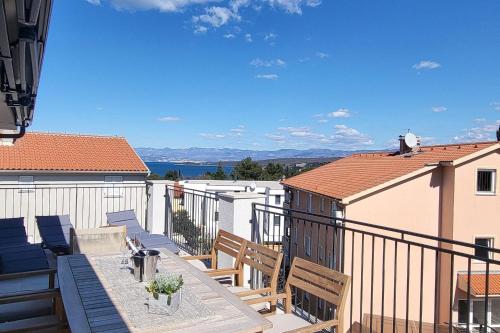 Apartments with parking space nska, Krk - 25158