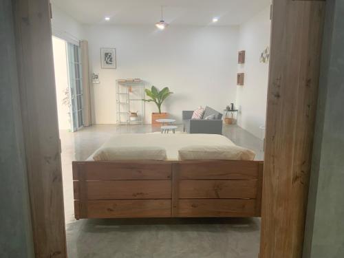 Studio Thakhek-private loft with terasse