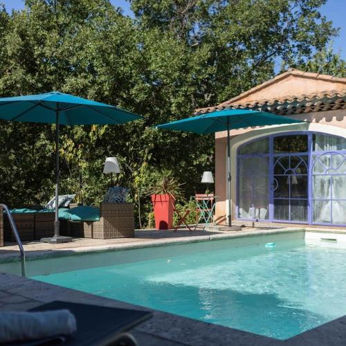 Studio l'annexe avec piscine partagee