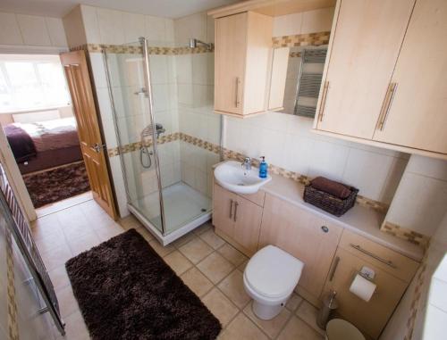 Koupelna v ubytování Luxury Model Home, Sandbrook Villas