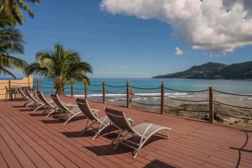 Surfers Cove Apartments