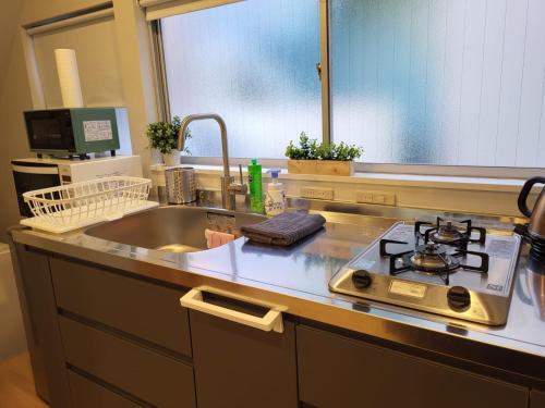 1F TINY Central Apartment 7 Minutes from Shinjuku