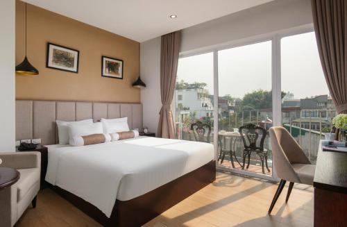 Hanoian Central Hotel & Spa — Bedroom