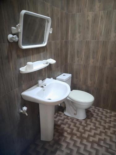 Gallery image of Senaya Holidays Resort in Kataragama