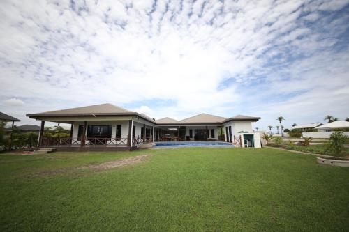 Naisoso Island Villa Hotel