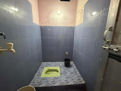 Kamar mandi di Moonlite hotel