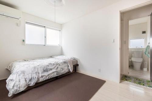Haneda Hub 7km to HND- 6min Walk to Omori Stn