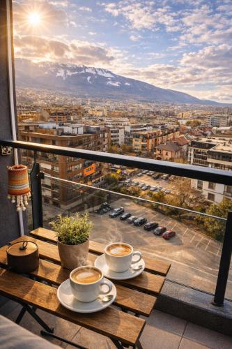 Mountain View Escape - Cozy Apt with Private Parking