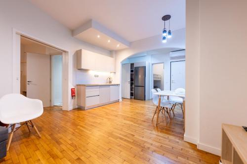 HeKo Modern Apartament Heart of Athens