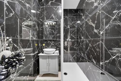 Luxury Apartment in Cardiff Bay, Prime Location! photo 35