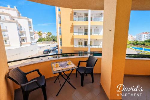 David's Apartment - Sunny Beachside Escape
