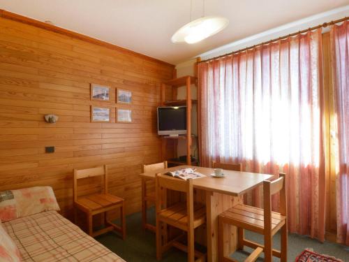 Appartement fonctionnel au cœur de la station avec balcon, 5 couchages, animaux admis