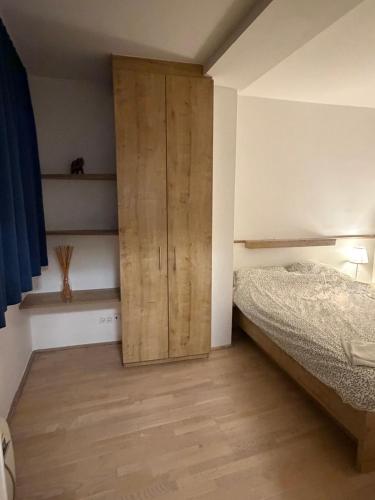 barrier-free air-conditioned two rooms center