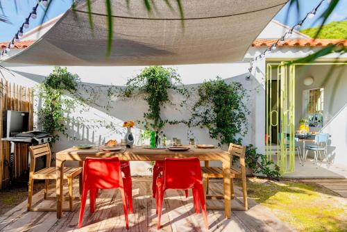 N5 La Capte, plage à pied & jardin, garage, clim, Hyères