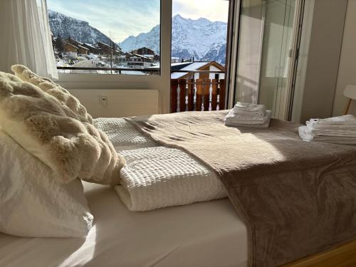 Sunny Alps View Central Bliss 2
