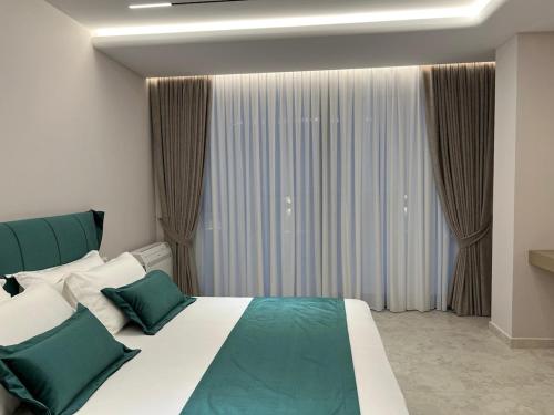 Adria Loft