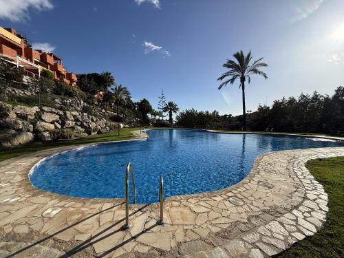 SR Reserva de Marbella M3 2BDR with sea view