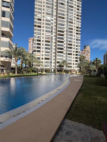 5 Estrellas Apartamento 2B con piscinas jardines pistas de pádel parque infantil etc