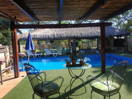 Piscina a Mi Cottage Areguá o a prop