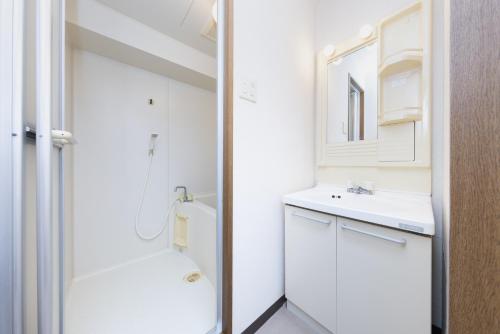 5-min drive from Nagoya 5 guests 2 beds 701