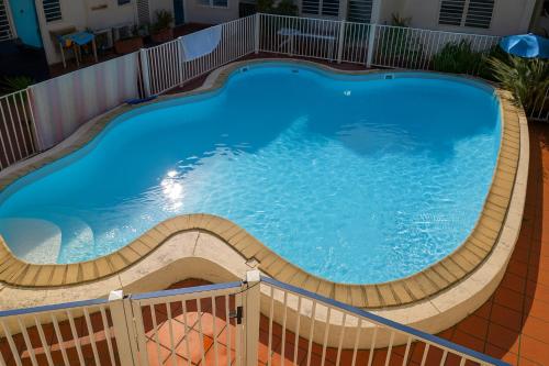 Studio Couple Enfant avec Piscine Partagée Trois Îlets