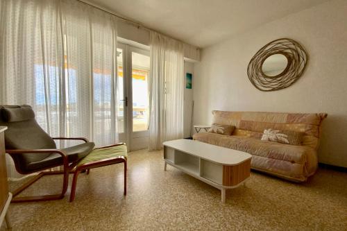 TELLINES - Appartement avec petite vue mer