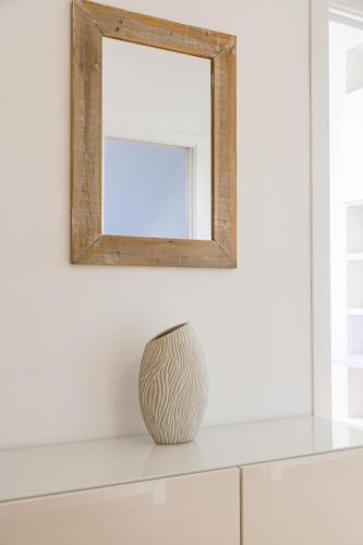 Romantic Navigli Attic Free Garage 255 x 520 cm