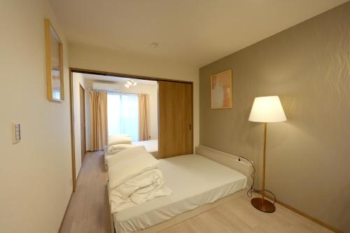 New OPEN!難波まで電車で5分!花園町駅徒歩1分!ホテルリネン使用 402