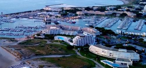 Appartement charmant au Grau-du-Roi avec piscine partagée