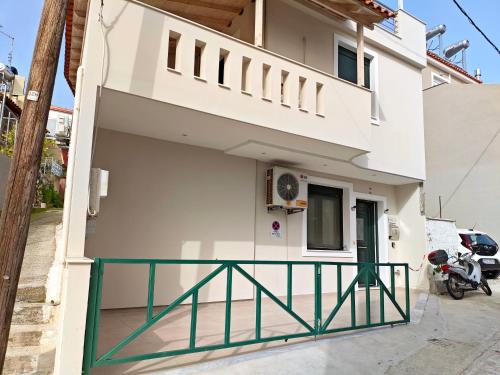 luxury apartment KAMARES