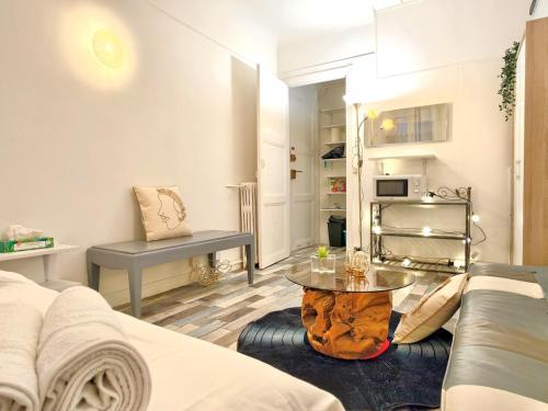 Well-Located Studio near Montparnasse withElevator