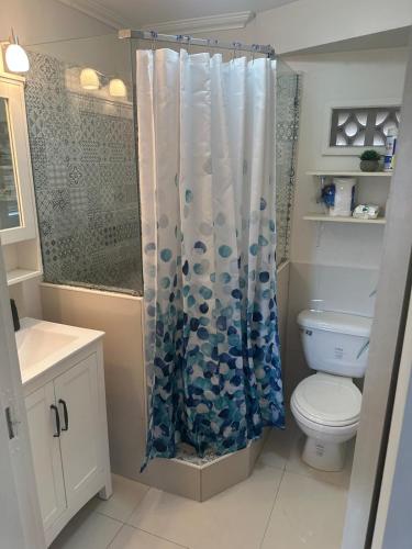 Bany a Apartment 304