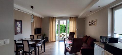 Słoneczne Apartamenty w Dębinie