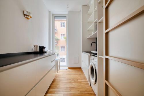 Just Urban Stays - Exclusive 1BR City Center with Balcony