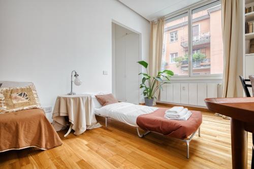 Just Urban Stays - Exclusive 1BR City Center with Balcony