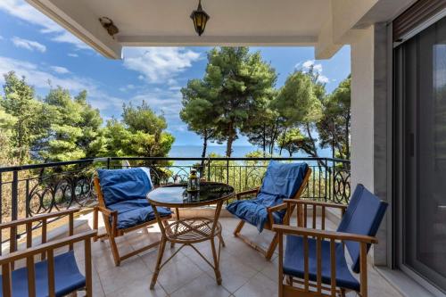 Despoina's Beach Apartment