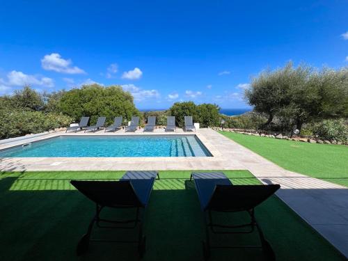Charming 1 BR Apt - Terrace with Garden View & Pool Access