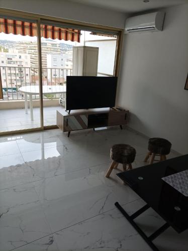 2 Pieces JUAN LES PINS