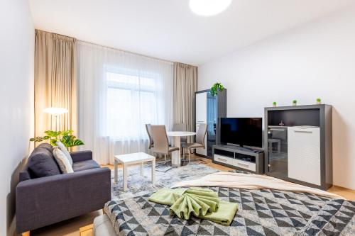 ADM Central Modern Place - Coffee, Wifi, AC, TV