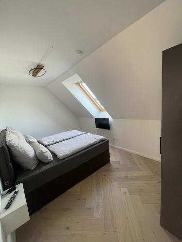 Bright apartment with terrace near Schönbrunn