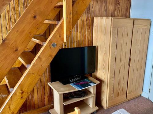 T2 Sud ski au pied, balcon, TV, linge inclus